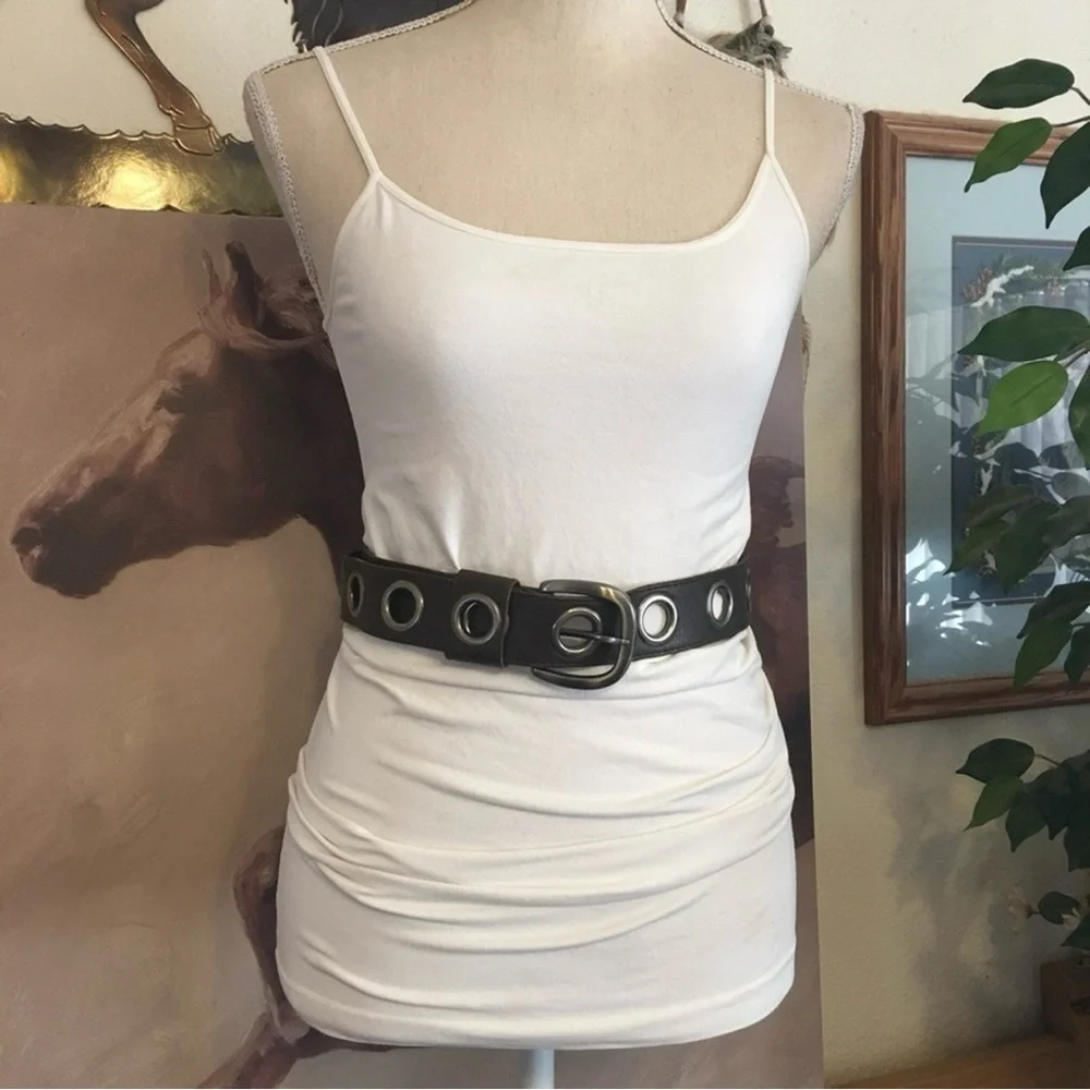 Jordache dark brown aged silver grommet belt M/L